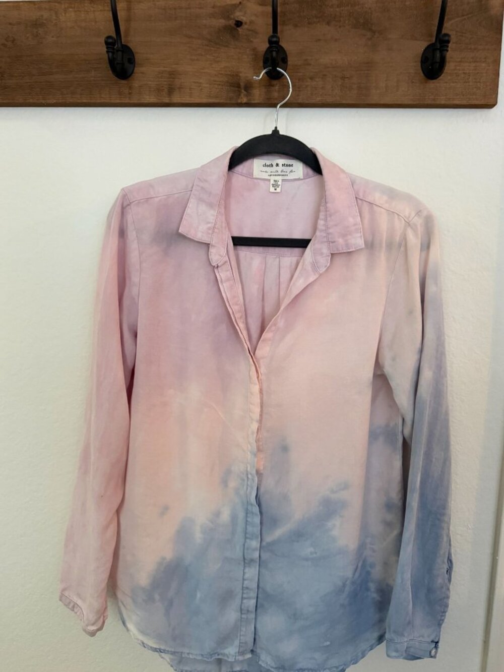 Women's Button Down Shirt ~ Anthropologie Cloth and Stone ~ Size M